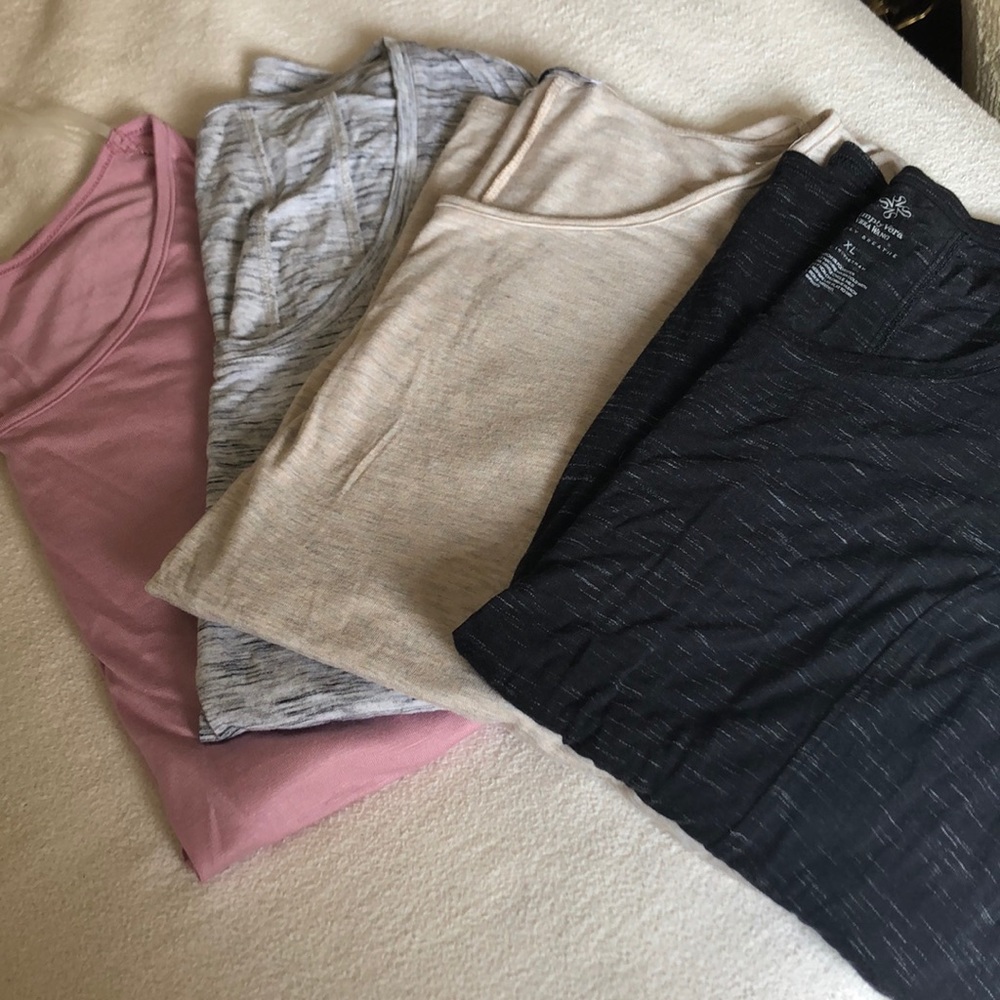 Lot of four tunics